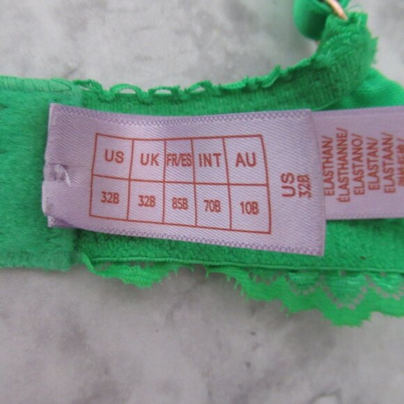 Fenty X Savage 32B Green Lace Push Up Bra Underwire Back Closure - Picture 5 of 6